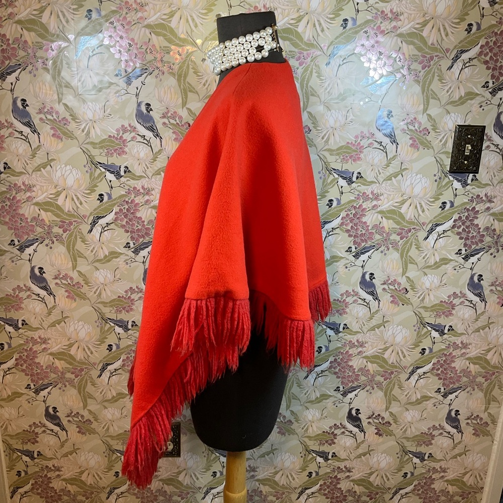 Vintage orange fringe shawl - Picture 4 of 8